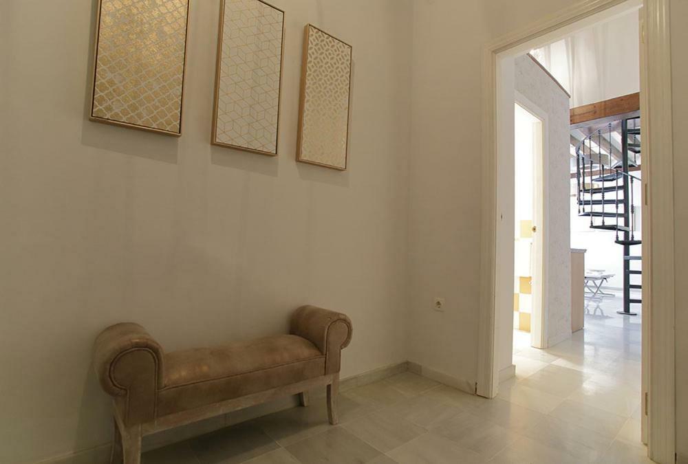 Alojamiento En Sevilla-Triana المظهر الخارجي الصورة
